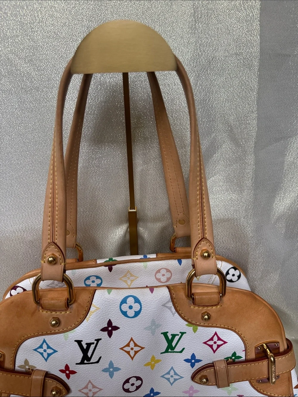 Louis Vuitton classic louis